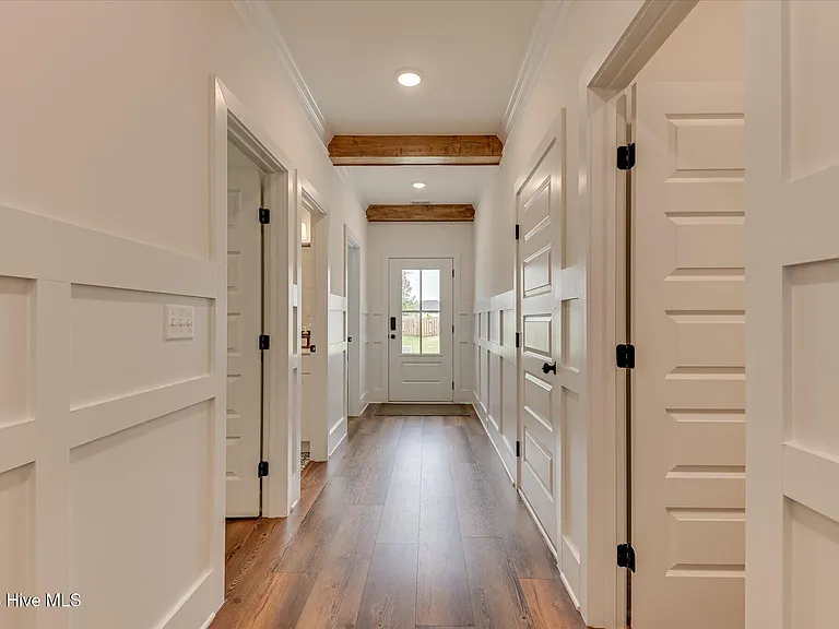 2049 Warbler Dr — Photo 6