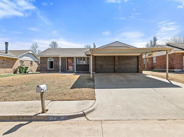 212 Choctaw Pl, Yukon, OK 73099