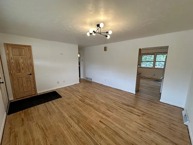 4721 S Canyon Rd — Photo 6