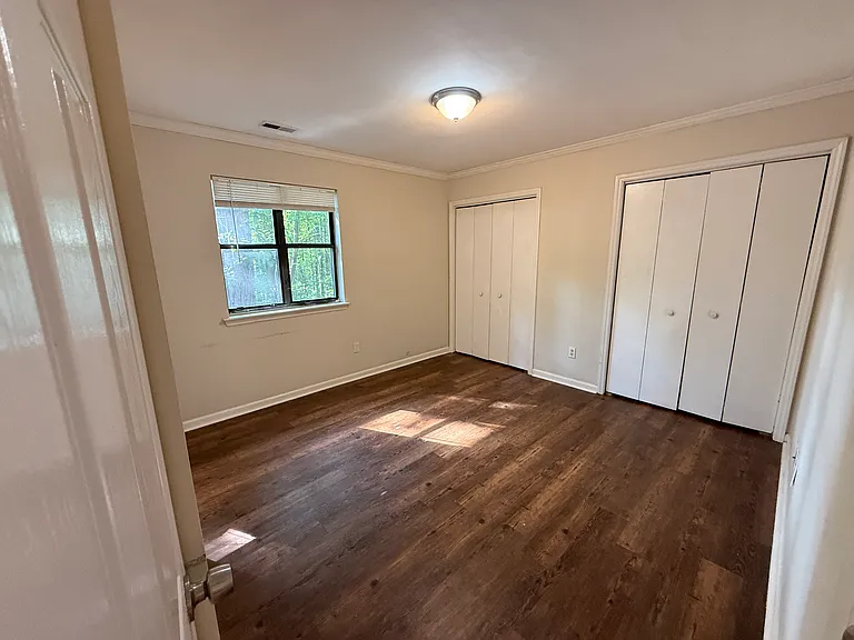 4822 Hollenden Dr #C — Photo 17