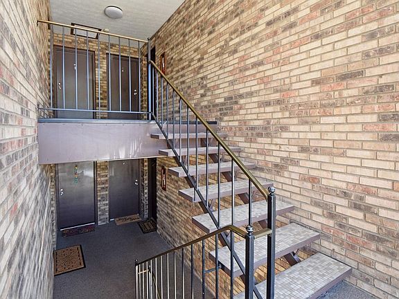 3rd image of 7210 Creekview Dr APT 10
