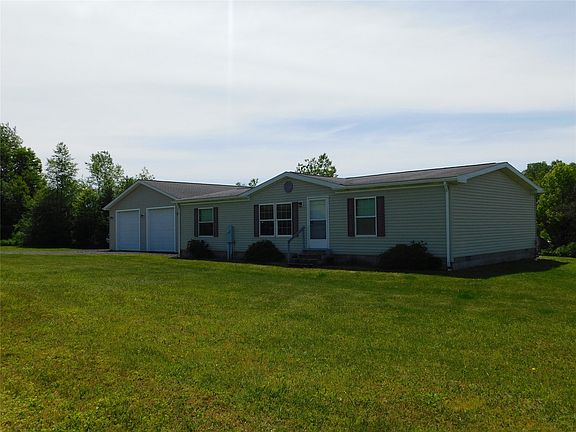 2nd image of 2261 Crane Rd