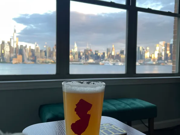 26 Avenue image 9 of 15