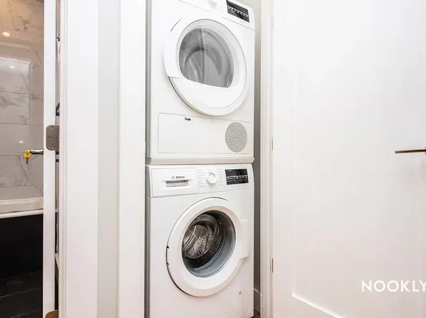 423 Marcus Garvey Avenue image 7 of 11