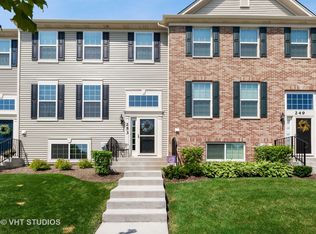 253 Lionel Dr, Grayslake, IL 60030