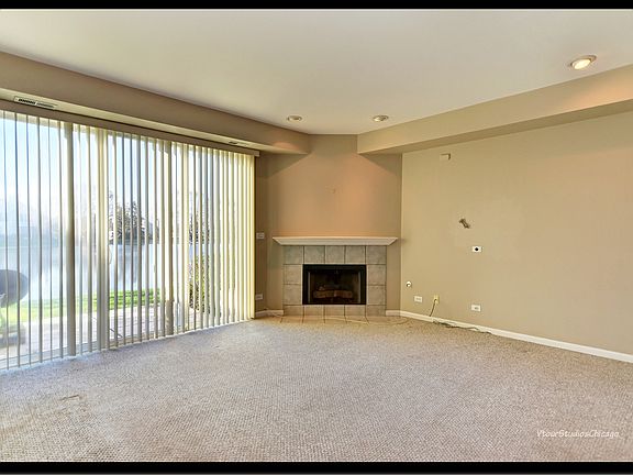 3rd image of 1519 Darien Lake Dr