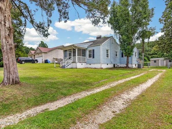 403 Sherwood Road, Jacksonville, NC 28540