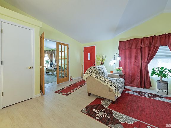 3rd image of 3599 Cypress St