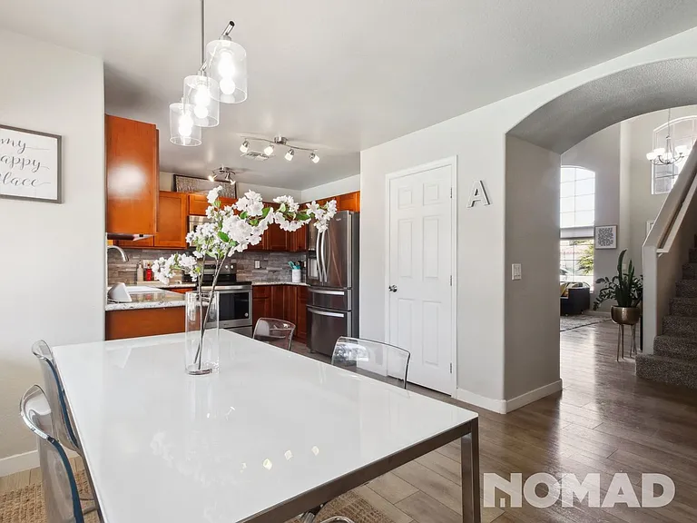 1303 E Washington Ave — Photo 13