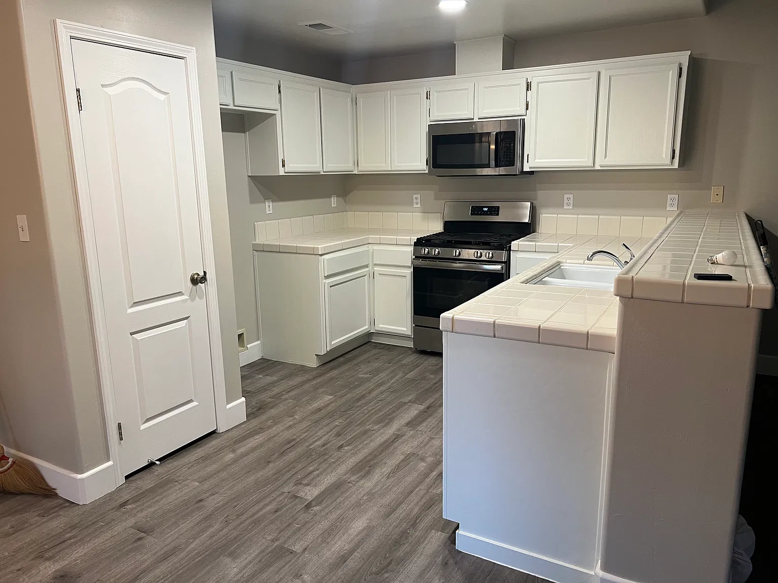 3 bed, 1675 sqft, $2,295 — Photo 3