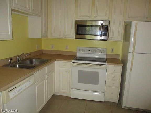 5th image of 7740 Woodbrook Cir APT 4101