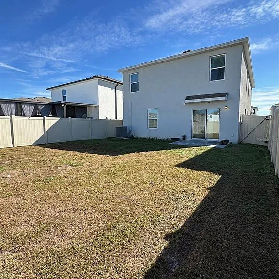 5703 Hollingworth Trl — Photo 9