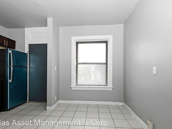 3rd image of 6917 S Dante Ave APT 2