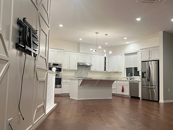 4th image of 5865 El Dorado Ln