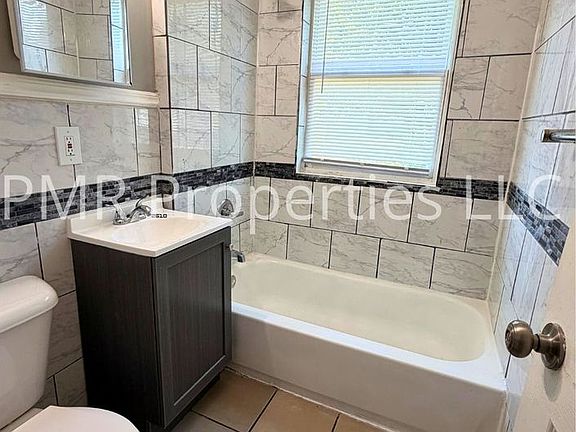 5th image of 5922 N 28th Ave