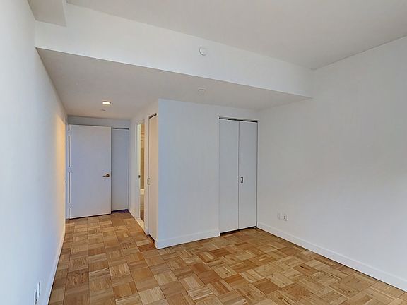 5th image of 312 11th Ave APT 8S