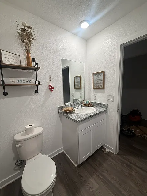 4 bed, 1830 sqft, $2,275 — Photo 3