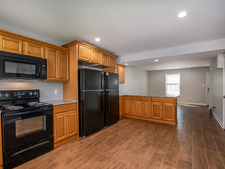 107 Williams St #3 — Photo 10