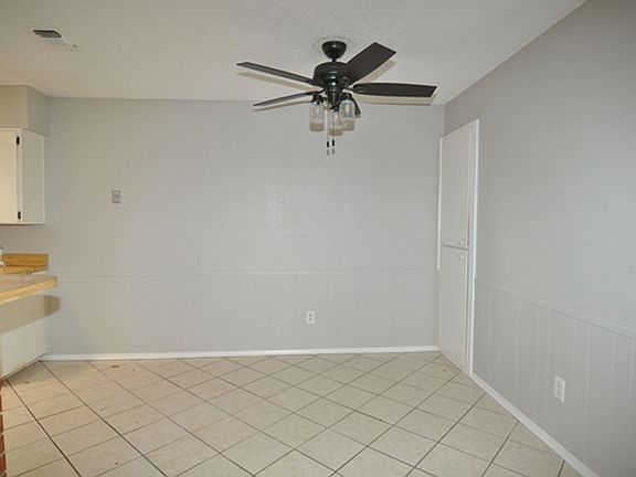 4th image of 112 Navajo Dr
