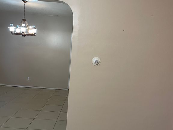 5th image of 1737 Hanover Ave