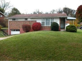 2 Riviera Rd, Pittsburgh, PA 15239