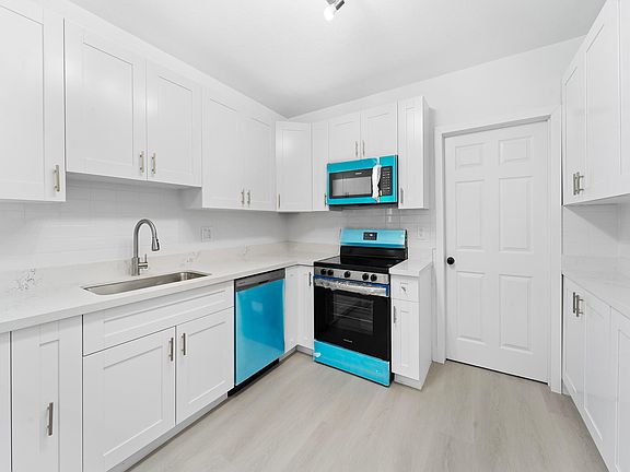 2nd image of 1164 NE 130th Street