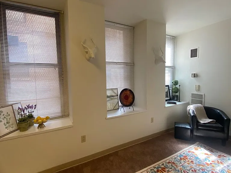 716 Washington Pl — Photo 21