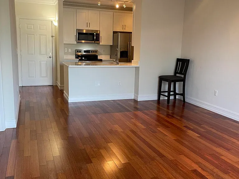780 S Sapodilla Ave #412 — Photo 7