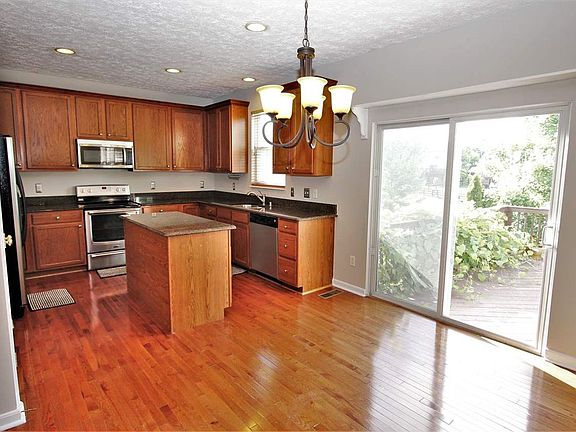 5th image of 1316 Wilshire Ct