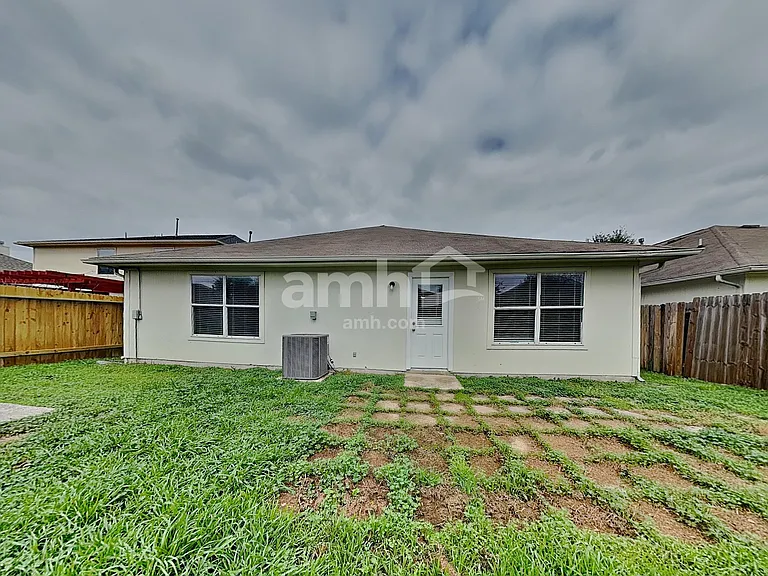 2518 Halstead Dr — Photo 20