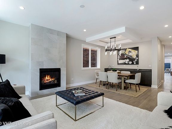 3rd image of 2649 N Mildred Ave #1N