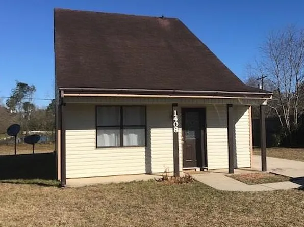 1408 Wagon St, Deridder, LA 70634