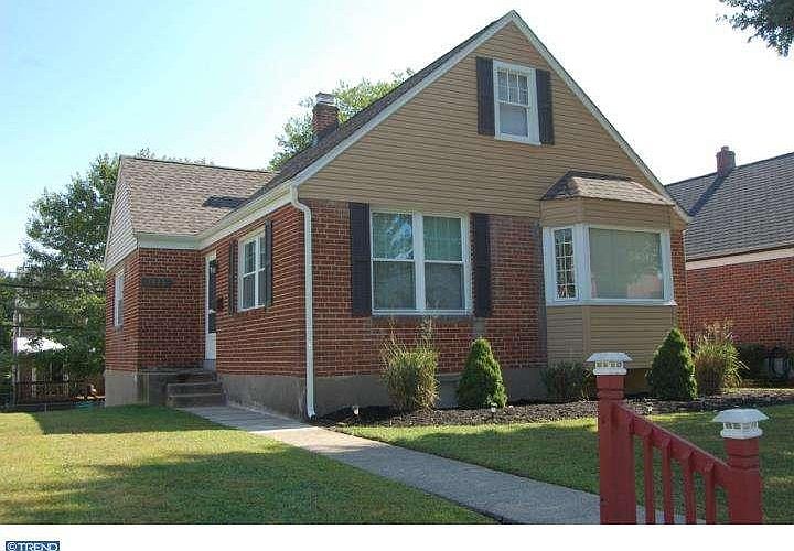 1st image of 1025 Old Ln