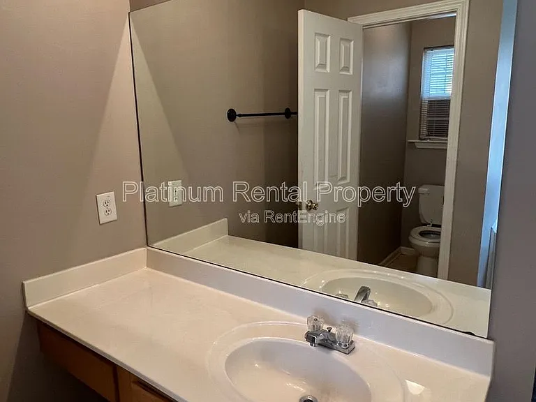 4093 Laurel Bend Ct — Photo 23