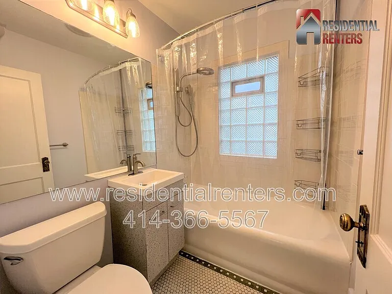 2768 S Adams Ave #UPPER — Photo 12