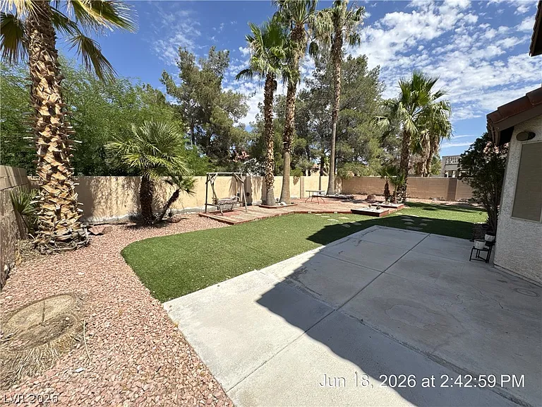 8240 Marcasel Dr — Photo 26