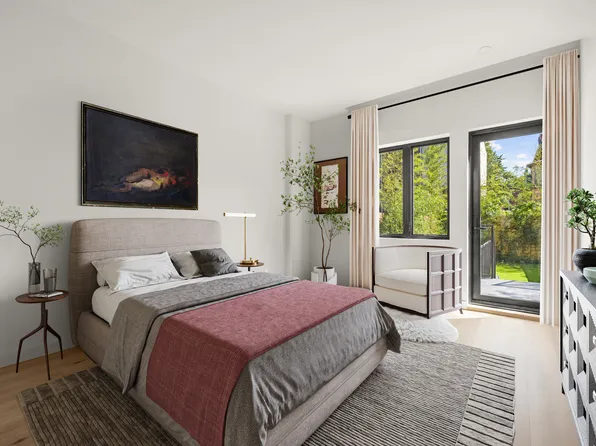 654 Jefferson Avenue image 3 of 6