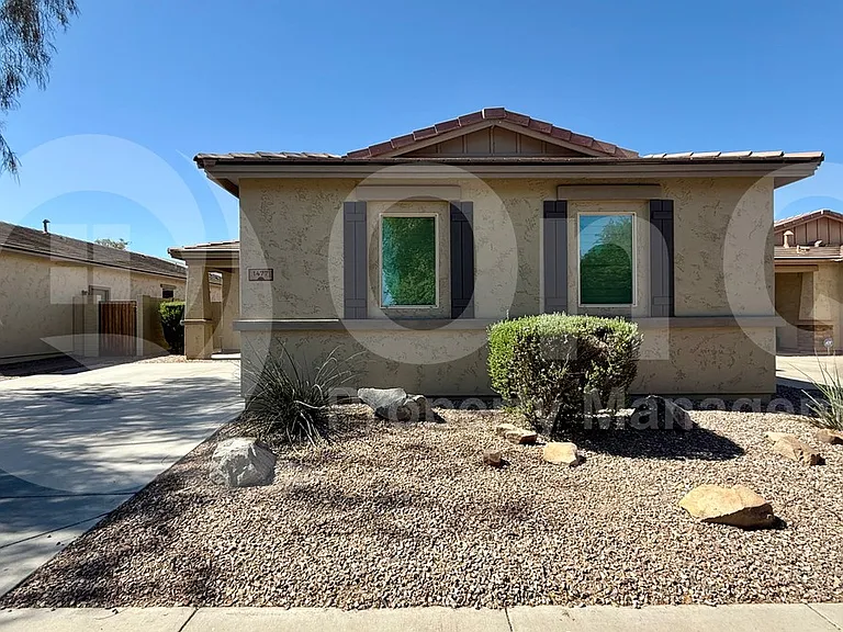 1477 E Hummingbird Way — Photo 2