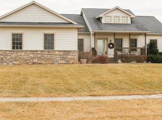 1110 Sand Cherry Ln, Huxley, IA 50124