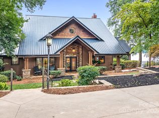 595 Kenway Loop, Mooresville, NC 28117