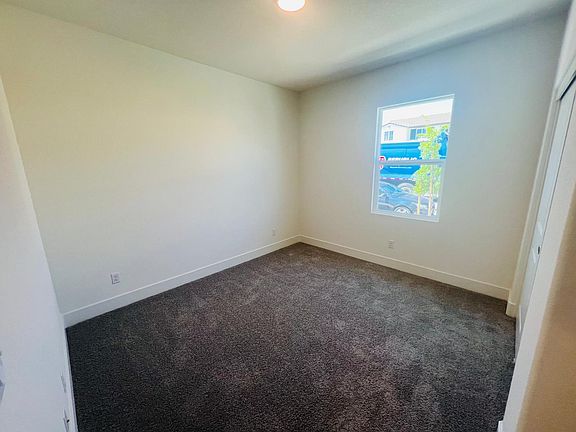 5th image of 16458 Malibu Dr