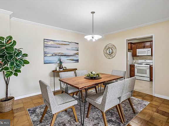 4th image of 3001 Veazey Ter NW APT 1307
