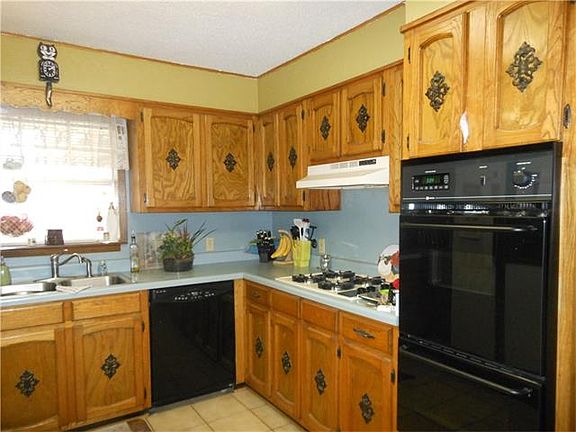 5th image of 61313 Markham Dr