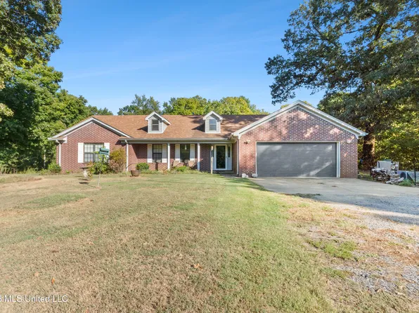 5716 Poplar Corner Rd, Walls, MS 38680