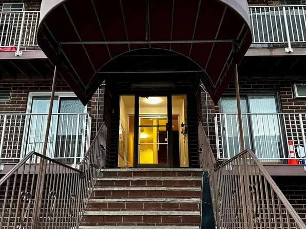 201 12th St APT 18, Palisades Park, NJ 07650