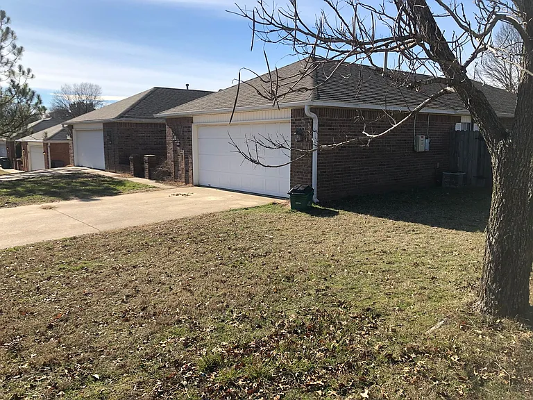 2852 W Wildwood Dr — Photo 13