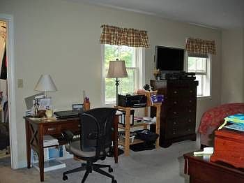 2nd image of 46 Indian Camp Ln