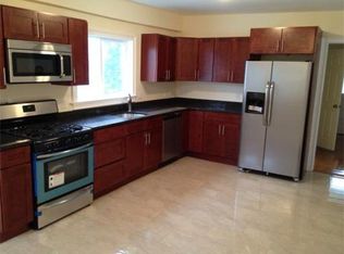 10 Avon St, Everett, MA 02149