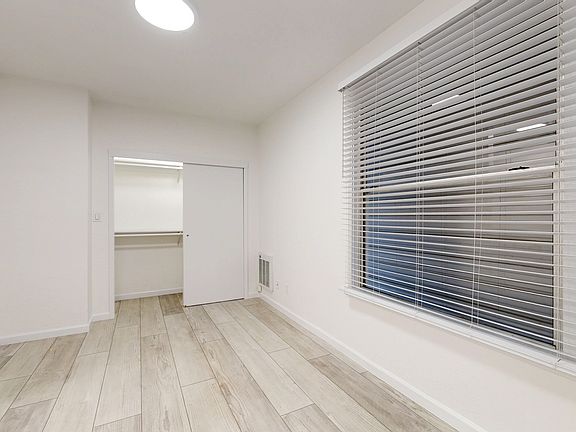 5th image of 3638 19th St