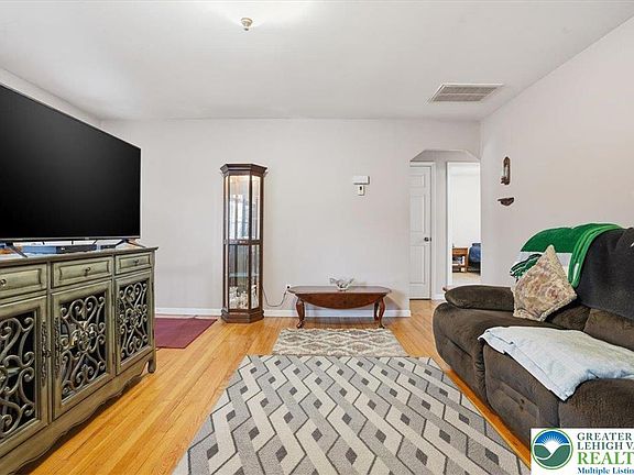 4th image of 488 Sportsman Club Rd